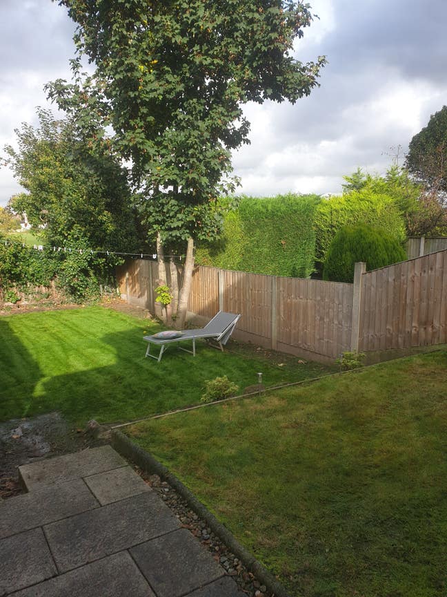 Childwall Road Double Room Quiet Female House   Main Photo