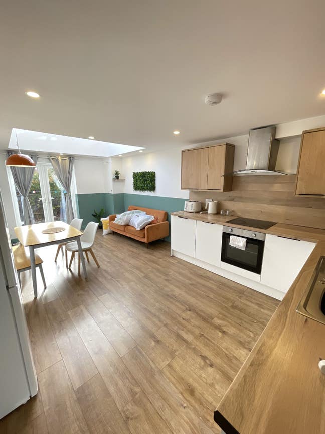 🔥Ensuite CV2! Bills inc! £0 Deposit! Main Photo