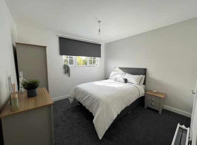 Double Room With En Suite  Main Photo