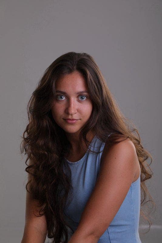 24 y/o professional looking for sociable house Main Photo