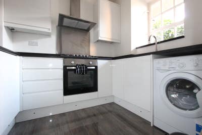 Large Double room close to Marylebone Station Main Photo