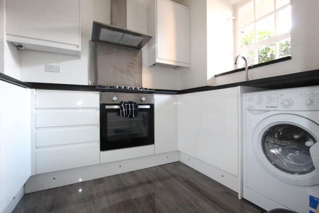 Large Double room close to Marylebone Station Main Photo