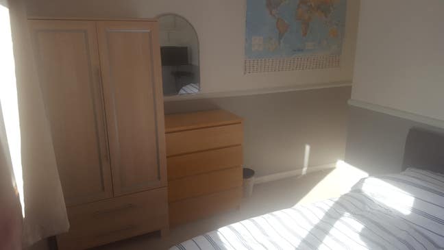 Double Room to Let in Kent Village Main Photo