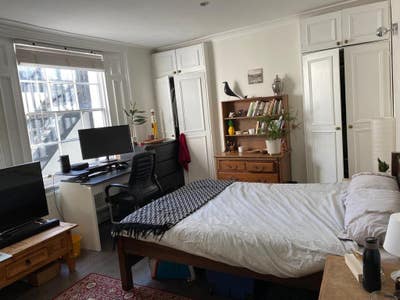Islington terrace house - Large double room Main Photo