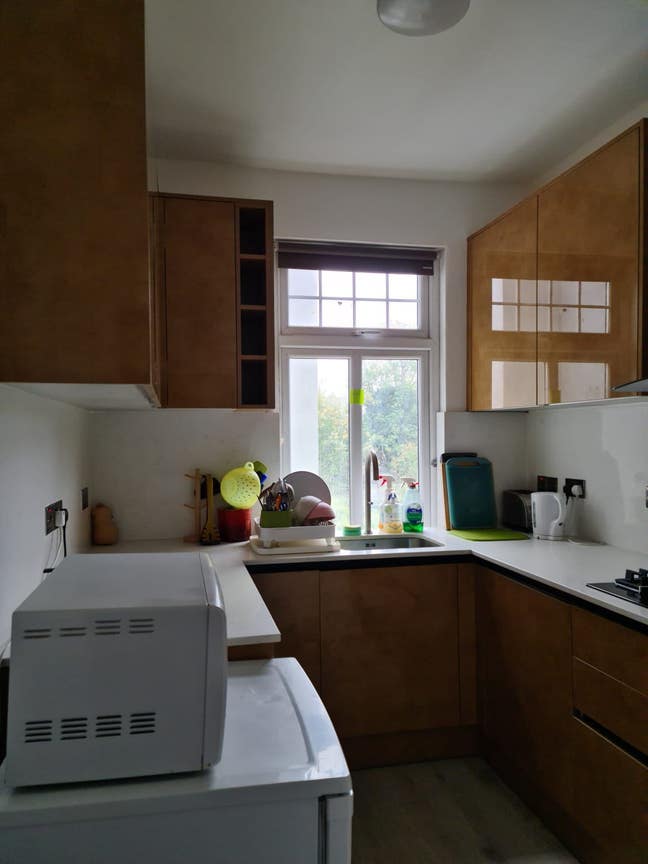 Single room with a private bathroom in Ealing  Main Photo