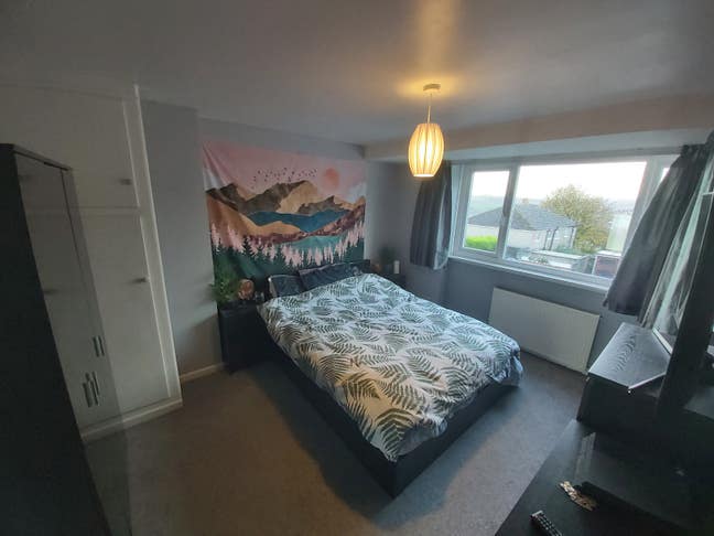 Beautiful room for rent in Keighley Main Photo