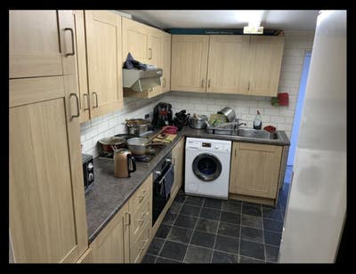 Large double room available for single person ASAP Main Photo