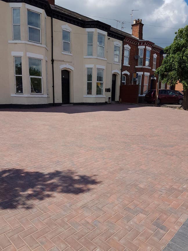 Immaculate with Ensuite Bills&Fibre inc £170 pw Main Photo