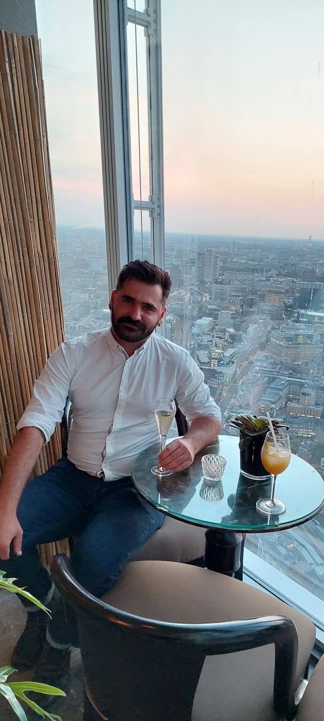 Looking for Double room/Buddy up  Main Photo