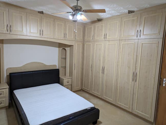 Double bedroom near Asda  Main Photo