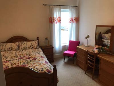 Beautiful room excellent location Main Photo