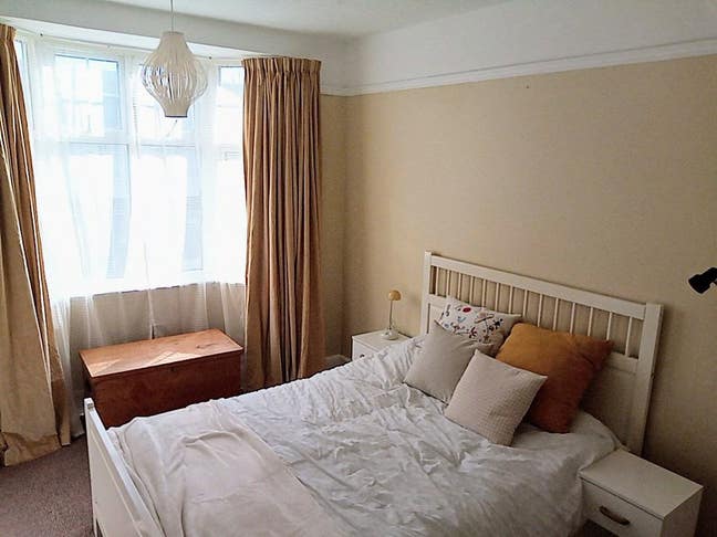 Double furnished room for rent in Kemptown Main Photo