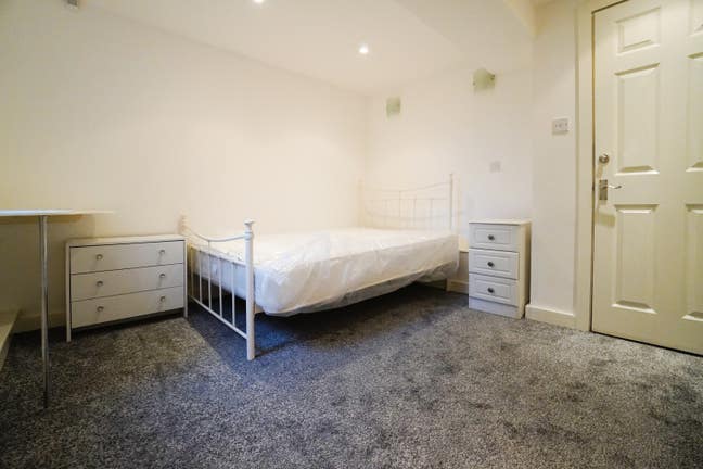 All Bills Included Rooms in Burley Main Photo