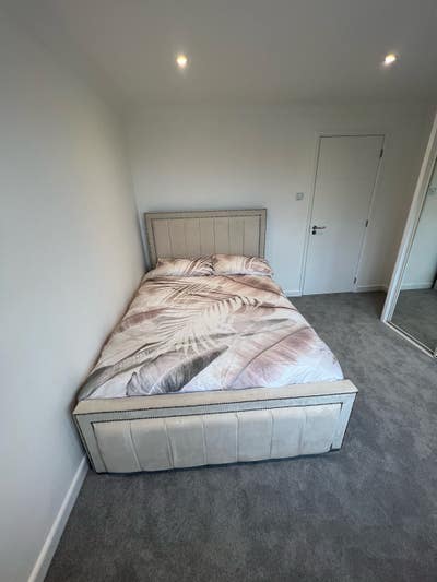 Lovely Large Double Bedroom in Kidlington  Main Photo