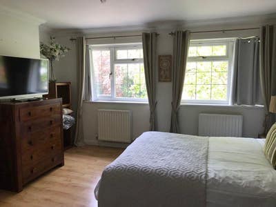 Short-Term Convenient 2 Bed Annexe/Apartment Main Photo