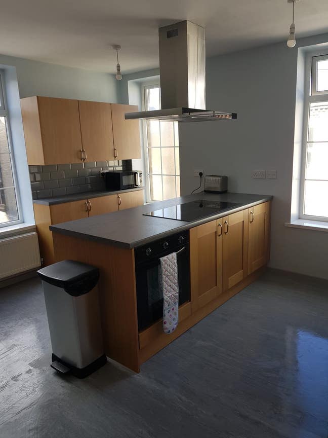Ossett centre, double room , no fee’s Main Photo