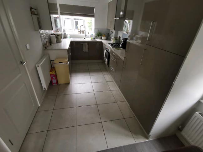  New build house in good location (Mon-Fri only) Main Photo