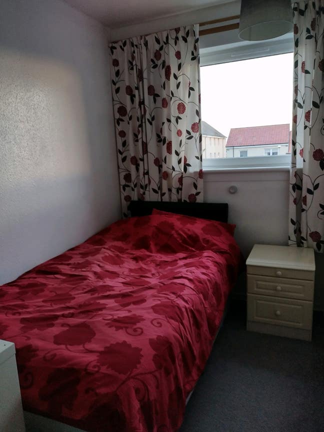 Single room, £475 pcm, inclusive of bills Main Photo