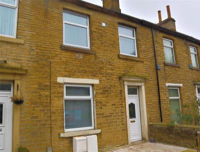 2 Studio Apartments  (Basement & Ground Floor) Main Photo