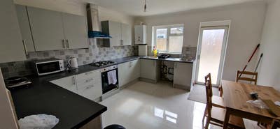 Single Room available in Slough  Main Photo