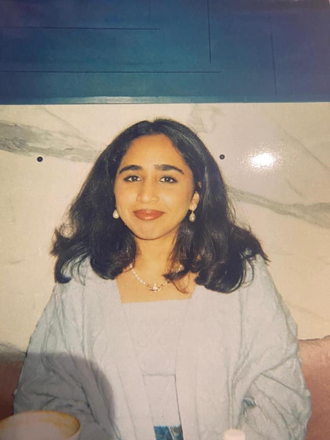 Hi, I'm looking for a room ideally with an en... Main Photo