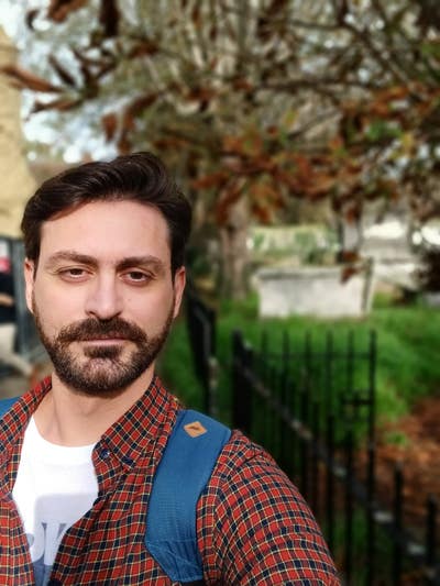 Hello. This is Aste I am a male professional ... Main Photo