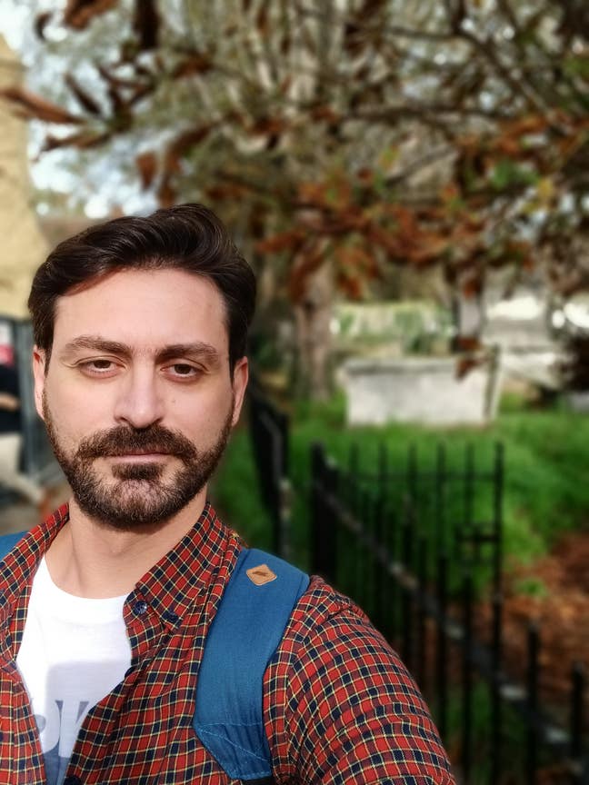 Hello. This is Aste I am a male professional ... Main Photo