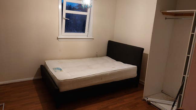 Two double bedroom in 3 bedroom flat furnished  Main Photo