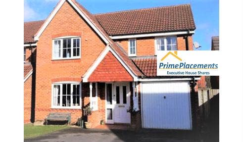 🏡 Aqua Place Executive Property Main Photo