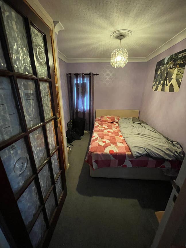 Small Double Room Main Photo