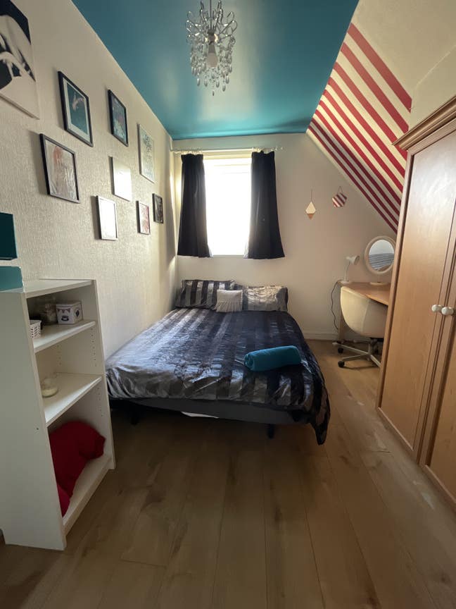 Charming victorian house by the river! Main Photo