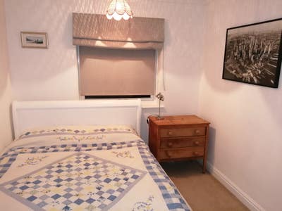 Double room in quiet household  Main Photo