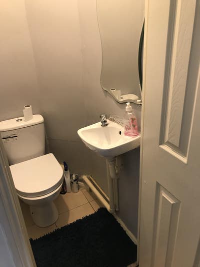 Beautifully presented  house Main Photo