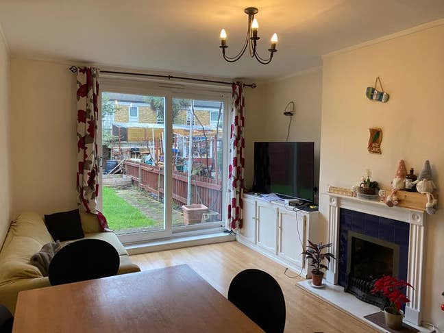 Double room in house with garden Clapham Junction Main Photo