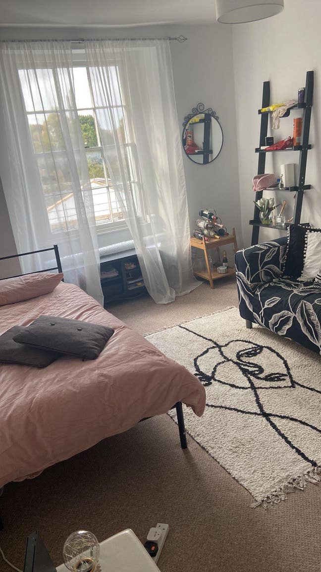 Clifton single Bedroom Main Photo
