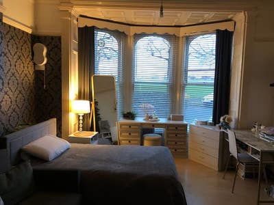 Large Studio close Leicester University & Center Main Photo