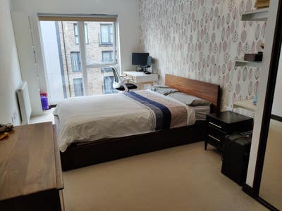 Double Master Bedroom with En suite - bills inc Main Photo