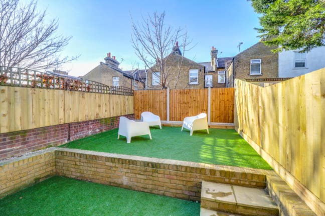 🏡 Large Double En-Suite Room Main Photo