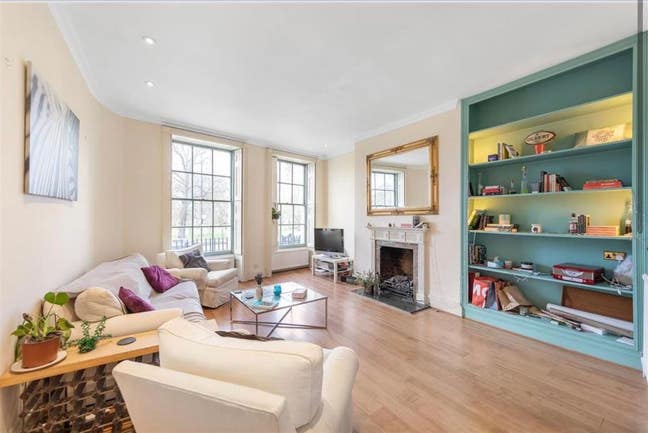 Double Bedroom - Clapham Common Main Photo