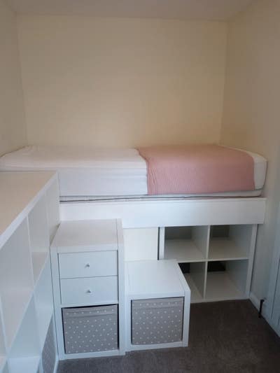 Single bedroom, lots of storage  Main Photo