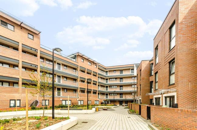 Fantastic, Spacious 1 Bedroom Apartment Main Photo