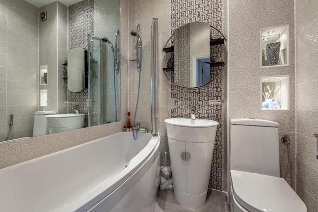 Elegant double bedroom, own bathroom, inc. bills  Main Photo
