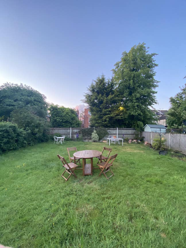 Calm & quiet flat with garden, by Streatham Common Main Photo