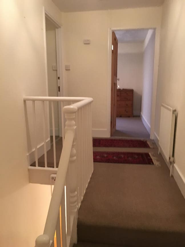 Pretty well kept terraced house near Victoria Park Main Photo