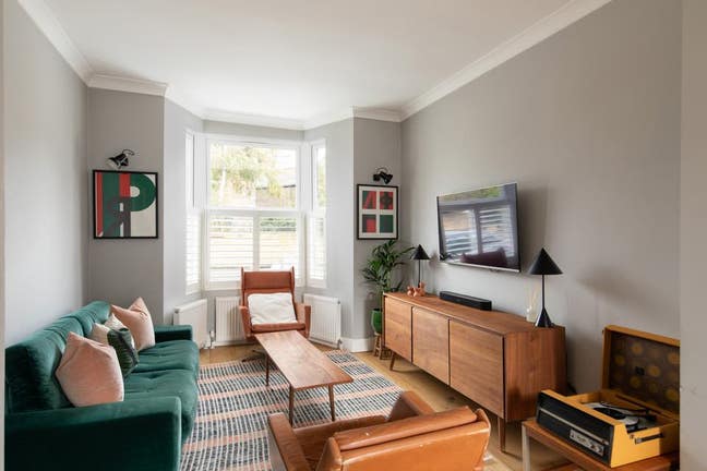 3 x Double Bed House on lovely street in Peckham  Main Photo