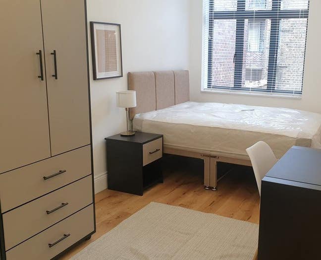 Zone 2 - a Modern, New Studio Incl Utility Bills Main Photo