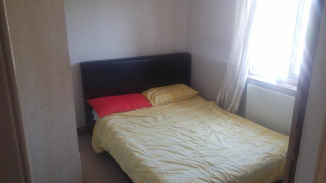 Room to Let Available (Please read the full AD ) Main Photo