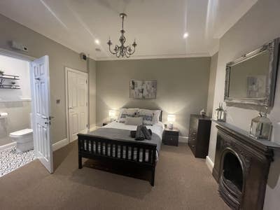 Ensuite accommodation near hospital in North Wales Main Photo