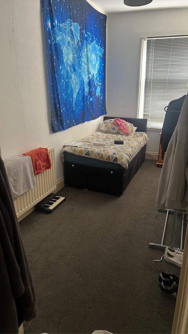 One single room available in west wickham Main Photo