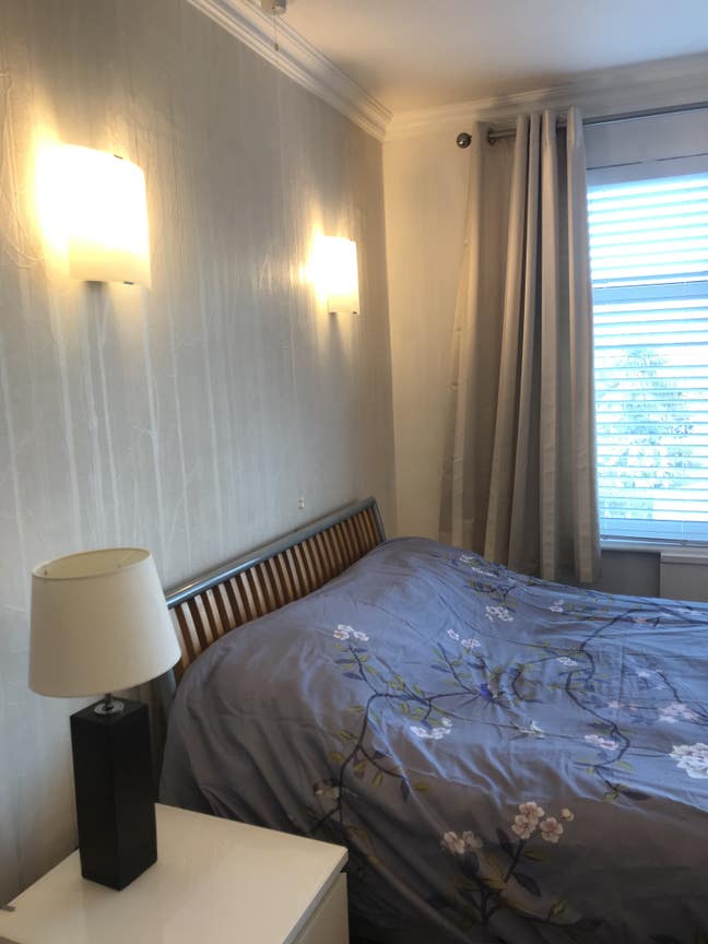 Cosy double room  in a quiet residential area Main Photo